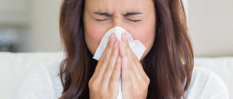 Хроническая заложенность носа и насморк с чиханием
